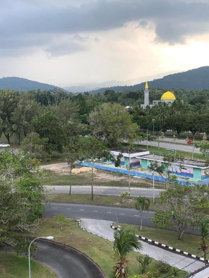 Kerteh Apartment Bagian luar foto