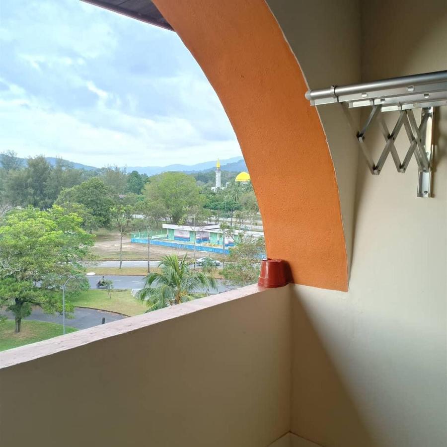 Kerteh Apartment Bagian luar foto